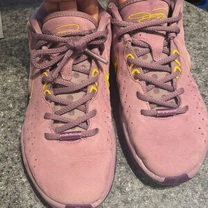 NIKE Lebron XXI Violet Gold Basketball Sneaker Shoe Sport Purple Dust Rain Air 7